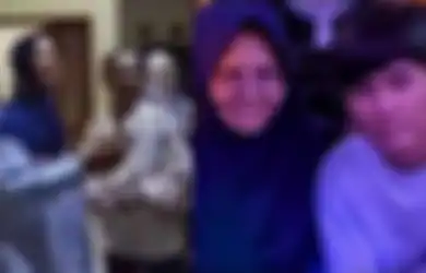 Ibu Eny Setelah Pulang ke Rumah Buat Tetangga Haru, Mama Tiko Ucap Ini Saat Pertama Bertemu Orang