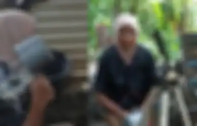 Nenek Pemeran Mandi Lumpur Ngaku Ayam Bantuan Kemensos Ada yang Mati dan Hanya Cukup Beli Bumbu Dapu, Kini Siap Balik Live TikTok Lagi Bareng Sultan Akhyar