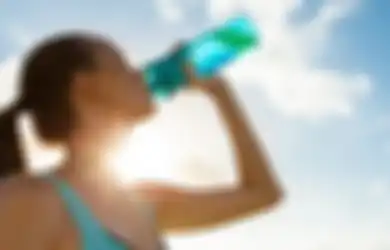 3 Minuman Buat Penuhi Cairan Tubuh Selain Air Putih. Anti Dehidrasi!
