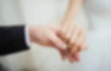 5 Arti Kedutan di Jari Manis Tangan Kiri, Pertanda Bakal Ketemu Jodoh bagi yang Jomblo