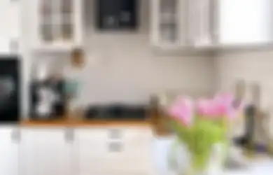 Trik Simpel Desain Dapur Mungil, Pakai Satu Warna, Potretnya Tampak Lebih Nyaman