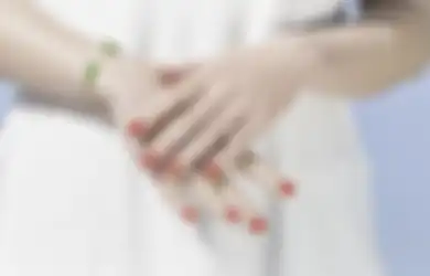 5 Arti Kedutan di Jari Manis Tangan Kiri, Primbon Jawa Ramalkan Pertanda Datangnya Jodoh hingga Fitnah