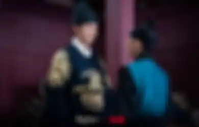 Info Drama Korea Our Blooming Youth, Park Hyung Sik Tantang Jeon So Nee Masuk Istana Tanpa Ketahuan!