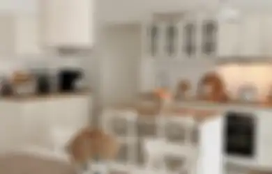 Cara Mendesain Dapur Putih Lebih Cantik, Tambah Tekstur Alami, Potretnya Jadi Estetik Saat Ramadan