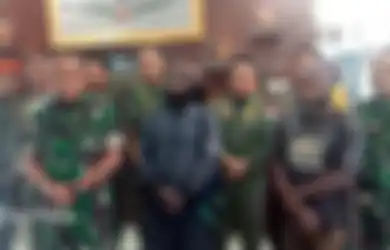 Takut KKB Papua, Atmin Gwijangge Telepon Aparat setelah Jalan Kaki 2 Hari, Begini Curhatannya Usai Dievakuasi
