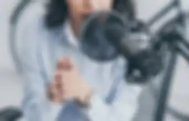 Cara Buat Voice Over Konten YouTube Jadi Jernih dengan Adobe Enhance!