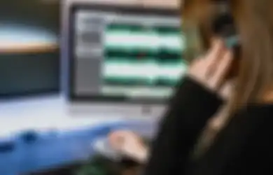 Cara Memperbaiki Kualitas Audio Pecah di Adobe Enhance, Gampang!