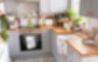 Tolong Kasih Tahu Istri, Dapur Kecil Gak Perlu Dirombak Agar Lebih Efisien, Cukup Ditata Pakai 5 Cara Simpel Ini