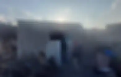 Berdiri di Belakang Depo Pertamina Plumpang, Rumah Ini Tetap Utuh Meski Sekitarnya Luluh Lantak Terbakar, Terkuak Siapa Pemiliknya