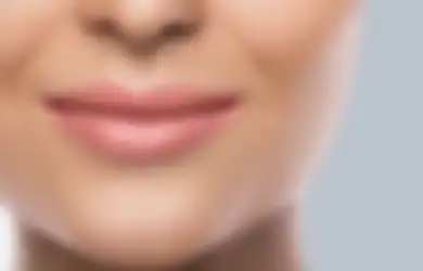 5 Cara Menghilangkan Garis Halus Sekitar Mulut. Enggak Perlu Botox!