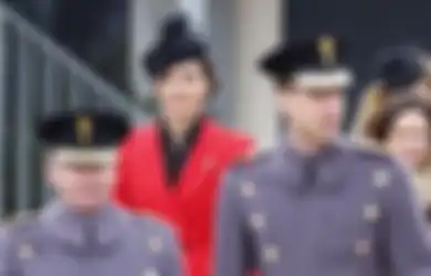 Dampingi Pangeran William, Kate Middleton Menawan Pakai Outfit Merah di Hari St.David