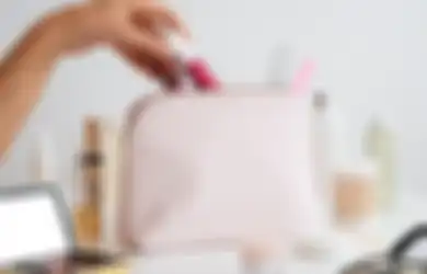 Inilah 7 Alasan Tidak Boleh Meminjam atau Pakai Kosmetik Orang Lain