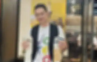 Masa Kecilnya Enggak Pernah Pakai Kaos Kaki, Evan Sanders Bikin Voted!