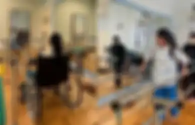 Puteri Rafasya Lumpuh Usai Jatuh Terlentang Akibat Prank Tarik Kursi, Duduk Saja Kesakitan, Sang Ibu Ngamuk Bukan Main Tahu Bagian Vital Ini Retak