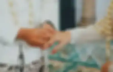 Kenal Lewat Ta'ruf, Wanita di Madiun Kecewa Berat Suaminya Ternyata Penyuka Sesama Jenis: Keluarganya Baik-baik, Rajin Ibadah, di Balik Itu Semua Sisi Gelap