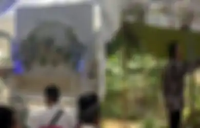 Khawatir Panggungnya Akan Roboh, Mempelai di Tiktok Ini Viral Usai Gelar Acara Pernikahannya di Tempat Tak Lazim: Ya Allah Semoga Kuat