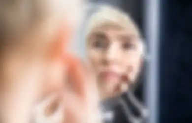 9 Cara Jitu Mencegah Penuaan Dini Diwajah, Jauhi Pemakaian Ini