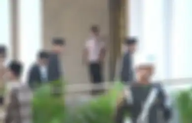 Usai Resmi Ditunjuk Jadi Capres Partai PDIP, Ganjar Pranowo Kini Laksanakan Shalat Idul Fitri 1444 H Bareng Presiden Jokowi, Ini Lokasinya