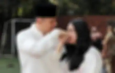 Pesona Anak AHY, Almira Yudhoyono Pakai Gamis Putih Saat Lebaran 2023