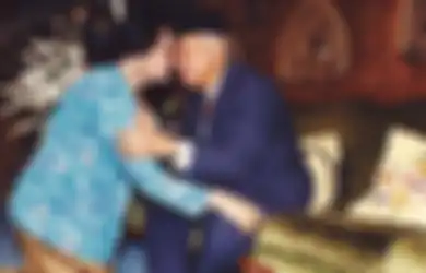 Baru-baru Ini Sosoknya Viral Gegara Video AI, Beginilah Kisah Cinta Pak Harto Dan Bu Tien Yang Semanis Tebu