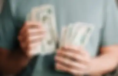 5 Weton Paling Gampang Minjemin Duit karena Gak Tegaan