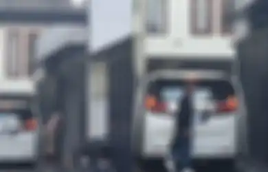 Desta Sempat Ngaku Menyesal, Sahabat Vincent Kepergok Masih Lakukan 2 Hal Khusus Ini ke Natasha Rizki di Pernikahan Enzy Storia