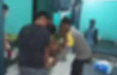 Ditemukan Terlentang Bersimbah Darah, Istri Nekat Habisi Nyawa Suami, Anak Pelaku Justru Minum Racun Sampai Tewas