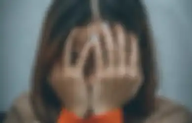 5 Weton yang Punya Karier Bagus tapi Selalu Ditinggal Pasangan