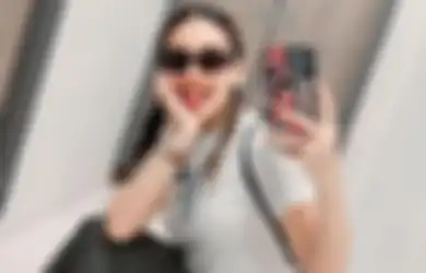 Ayu Ting Ting Asyik Joget Sambil Angkat Dress hingga Perlihatkan Celana Ketatnya, Sang Pedangdut Banjir Kritik Pedas: Malu-maluin