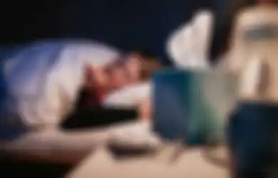 5 Cara Mengatasi Batuk di Malam Hari Biar Tidur Kembali Nyenyak!