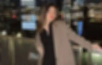 Adik Marsha Aruan, Michelle Aruan Punya 7 Cara Tampil Kece Pakai Blazer