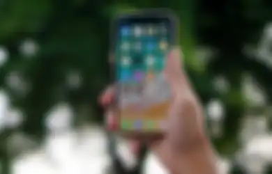 4 Alasan Tidak Menggunakan Pelindung Layar di iPhone, Kenapa?