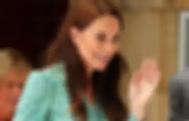 Cari Inspirasi Gaya Feminin Simpel? Intip Fashion Kate Middleton, Yuk!