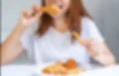 4 Bahaya Makan Terlalu Cepat, Ganggu Pencernaan Hingga Kematian