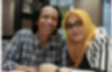 Mandra Bahagia Sekaligus Kesal, Sang Komedian Legendaris Dikaruniai Anak Lagi di Usia 54 Tahun: Ini Cucunya?