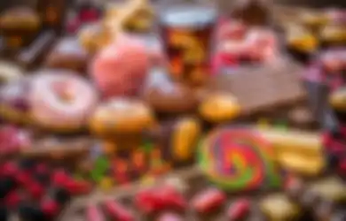 6 Hal yang Harus Dilakukan Saat Makan dan Minum Manis Biar Tetap Sehat