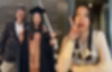 Putri Sulungnya Mezzaluna Lulus dari University of Birmingham, Keluarga Bimbim Slank Tampil Beda di Acara Wisuda, Lihat Pakaiannya