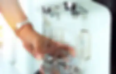 Wajib Tahu, Jangan Campur Air Panas dengan Air Dingin Jika Ingin Dispenser Awet
