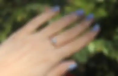 5 Arti Kedutan di Jari Manis Tangan Kiri, Jodoh Mendekat hingga Dipuji