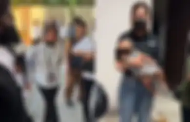 Pratiwi Noviyanthi Nangis Anak Asuhnya dari ODGJ Diambil Paksa Dinsos, Sang Youtuber Bongkar Kronologinya: Saya Nolong Orang!