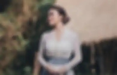 Mengintip Pesona Ariel Tatum Tampil Manis dan Anggun Pakai Kebaya