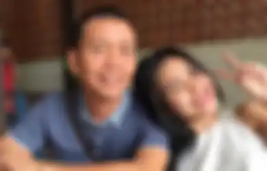 Borong Baju di Pasar Tanah Abang, Aksi Ayu Ting Ting dan Ayah Rozak Disorot, Singgung Soal 1 Keinginan Suami Umi Kalsum