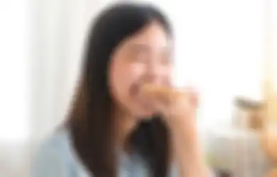 6 Kebiasaan yang Bisa Bikin Cewek Terkena Kolesterol Tinggi. Apa Saja?