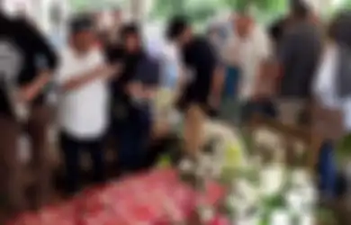Innalillahi Wa Innailaihi Rojiun, Istri Penyanyi Legendaris Ini Meninggal Dunia, Dua Tahun Sebelum Tiada Sudah Minta akan Dimakamkan di Mana