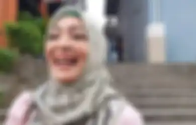 Aaliyah Massaid Dikabarkan Dekat dengan Thariq Halilintar, Angelina Sondakh Sebut Putri Sambungnya Makin Rajin Salat: Saya Salut