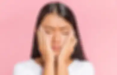 Kulit Berminyak Harus Pastikan Ini di Liquid Foundation yang Dipakai