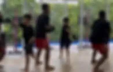 Wajahnya Lebam Dipukul Teman Sekolah, Aksi Rafathar Belajar Bela Diri dengan Petarung MMA Ini Langsung Jadi Sorotan