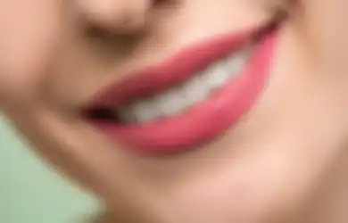 5 Arti Kedutan di Bibir Bagian Atas, Bakal Kehilangan Benda Berharga