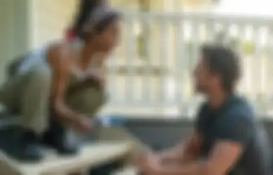 10 Hal Kecil yang Cewek Lakukan Ini Ternyata Diam-diam Disukai Cowok