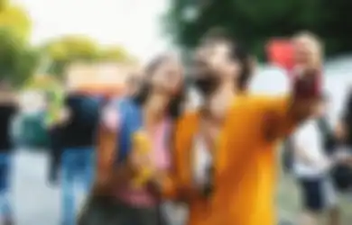 Ternyata Inilah Alasan Gebetan Posting Foto Bersama Kamu, Simak